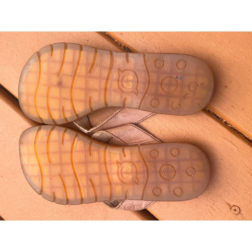 Born Womens Leather‎ Thong Sandals Tan Flip Flops F00241 CQB17 Size 6M